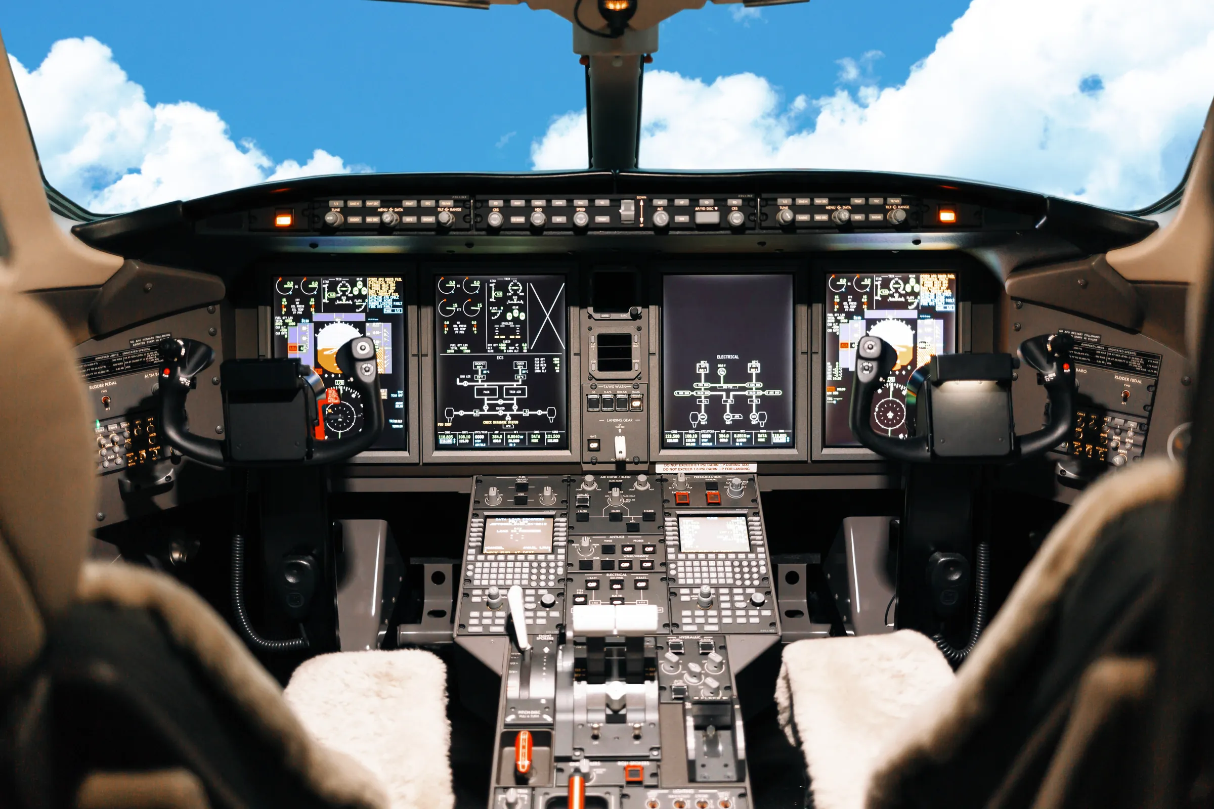 Business jet flight deck
